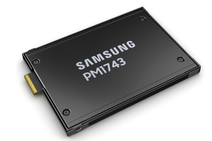 MZ3LO1T9HCJR-00B07 - Samsung PM1743 1.92TB PCIe NVMe E3.S 2.5" SSD