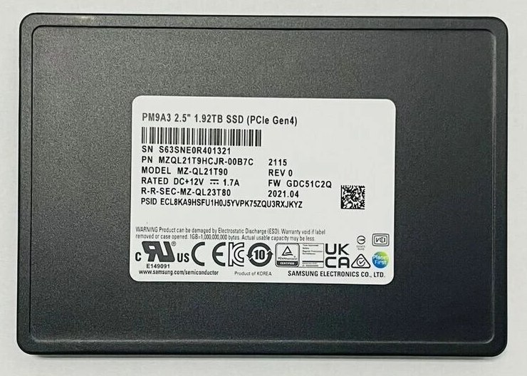MZQL21T9HCJR-00B7C.jpg MZQL21T9HCJR-00B7C - Samsung PM9A3 1.92TB PCIe NVMe TLC 2.5" SSD - Image 1