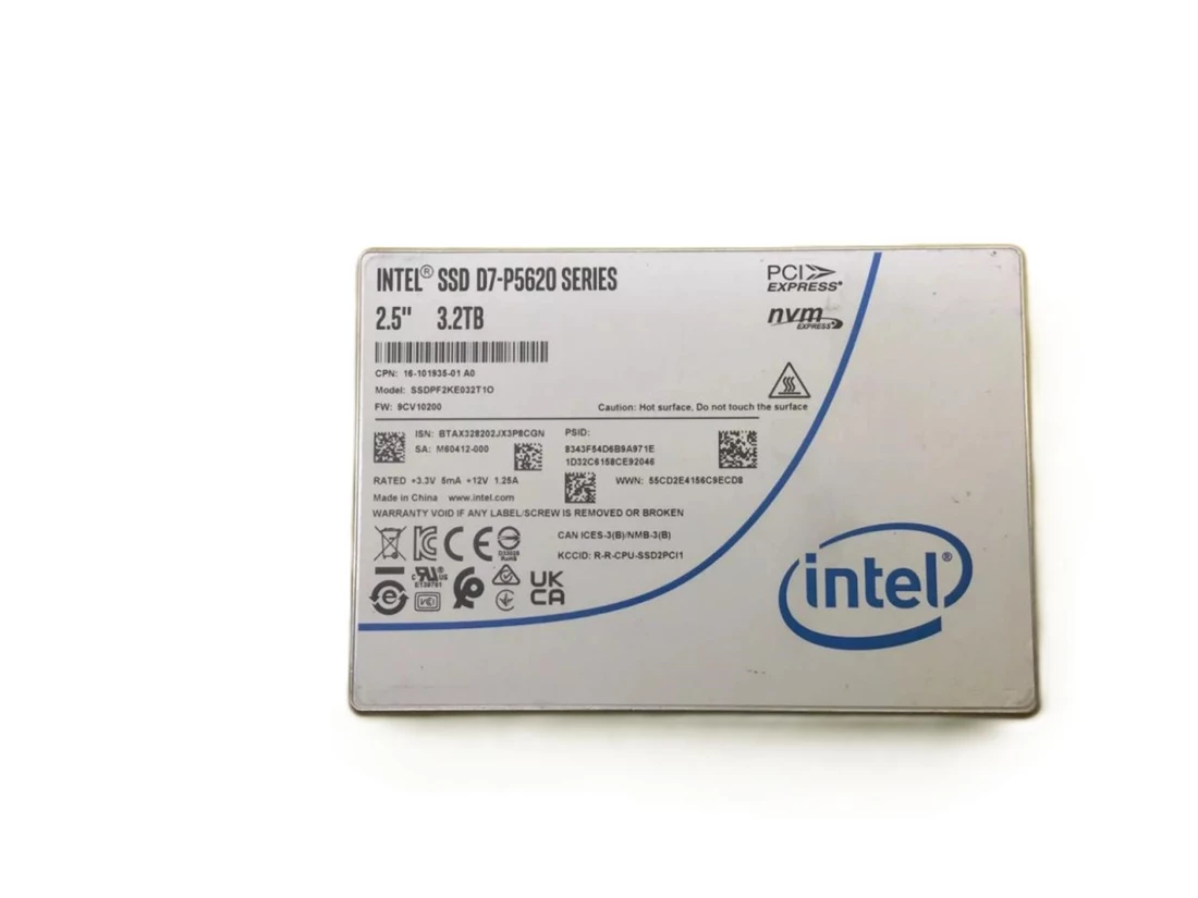 SSDPF2KE032T1O-A.webp SSDPF2KE032T1O - Intel D7-P5620 3.2TB PCI Express NVMe 2.5" SSD - Image 1