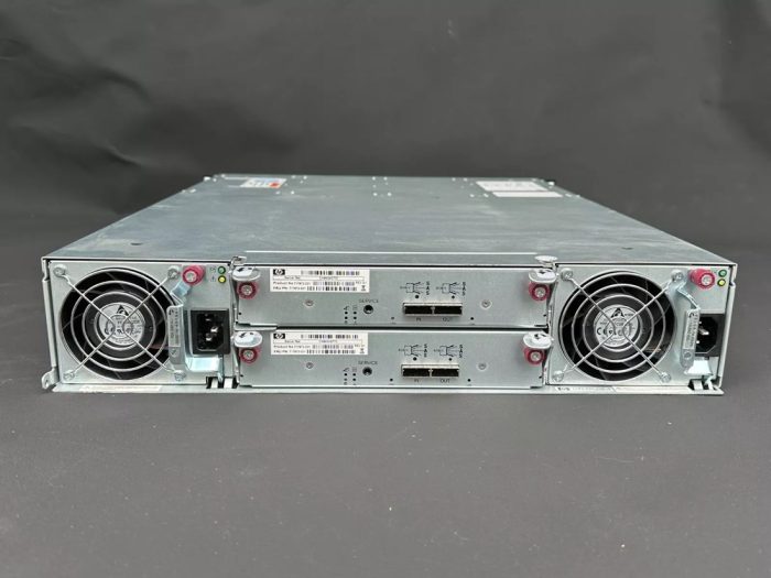HP C8R18A Modular Array 2040 LFF Disk Enclosure Storage enclosure - Image 4