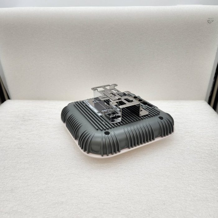 Fortinet FAP-U431F-A FortiAP U431F Universal Indoor Wireless Access Point. - Image 5