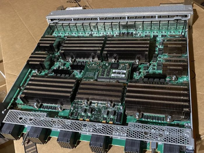 Cisco N9K-X9636Q-R 36x 40 Gigabit Ethernet QSFP+ Line Card Nexus 9500 - Image 5